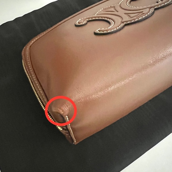 CELINE CLUTCH ON CHAIN CUIR TRIOMPHE IN SMOOTH CALFSKIN
TAN - Picture 7 of 10